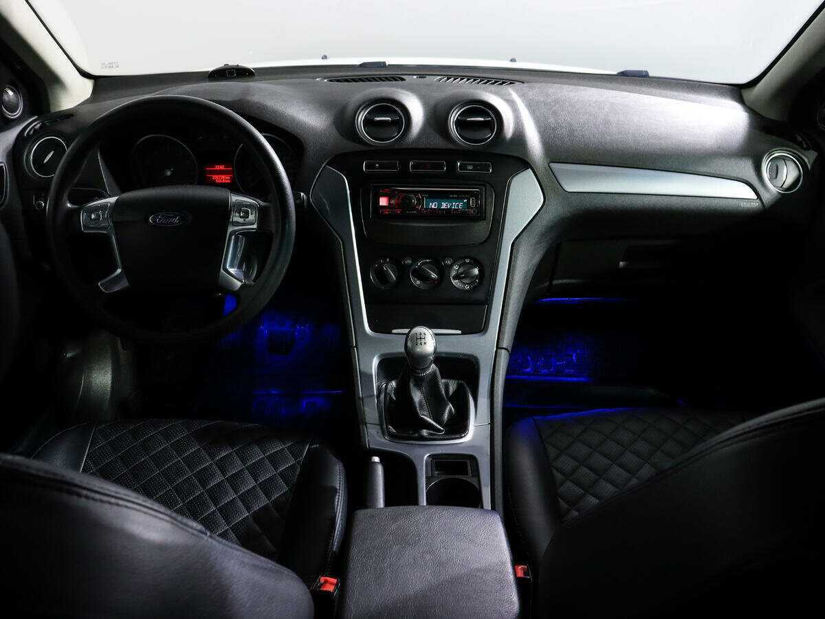 Ford Mondeo, 2012 Фото №10