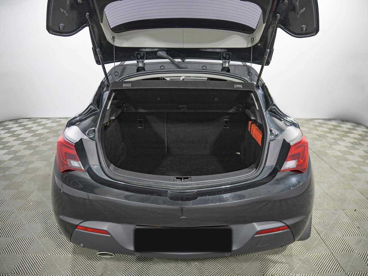 Opel Astra GTC, 2012 Фото №15