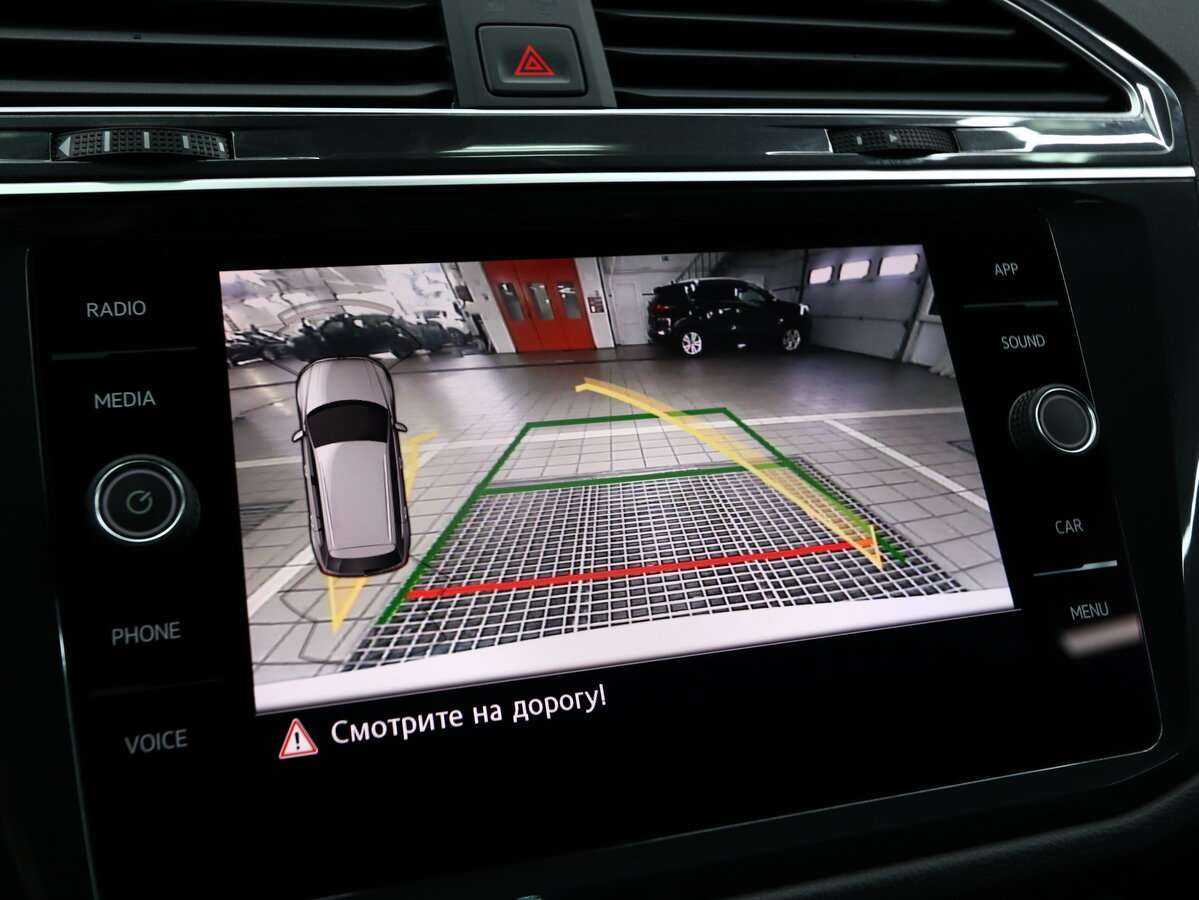 Volkswagen Tiguan, 2019 Фото №21