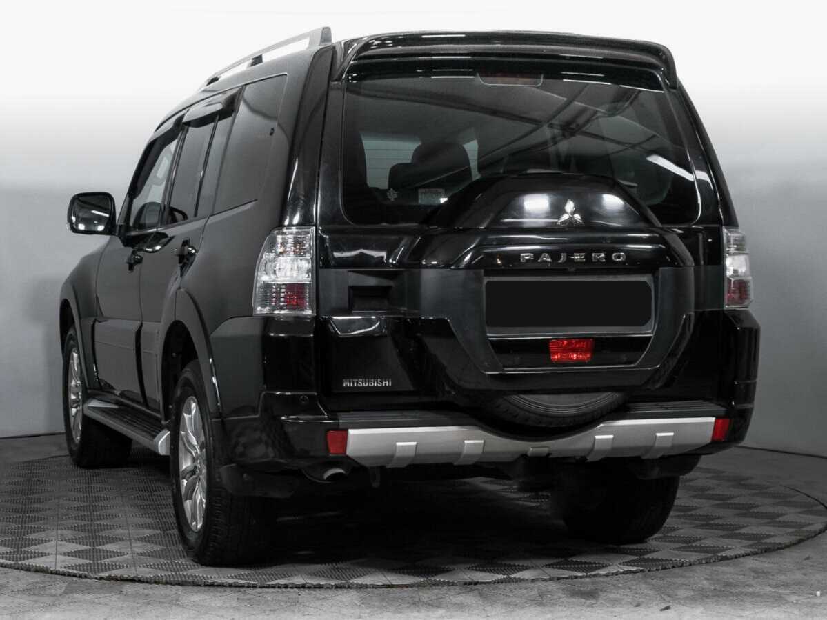 Mitsubishi Pajero, 2017 Фото №7