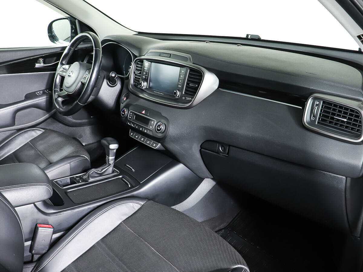 Kia Sorento, 2019 Фото №9