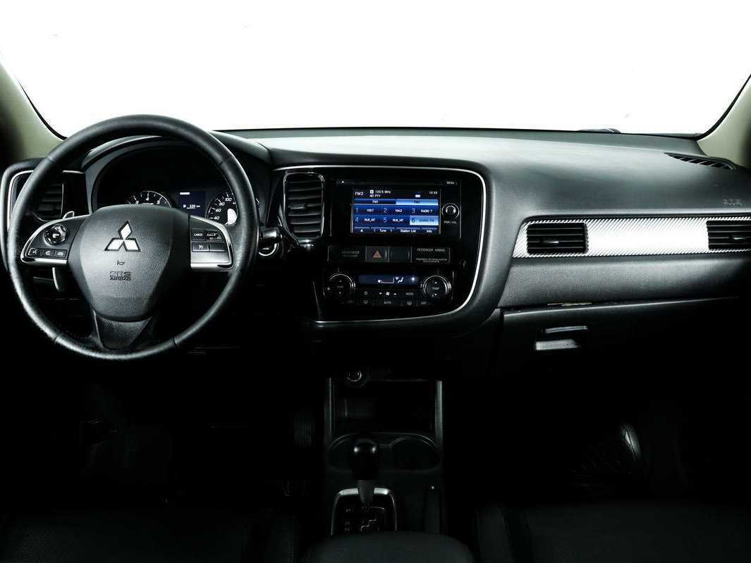 Mitsubishi Outlander, 2013 Фото №9