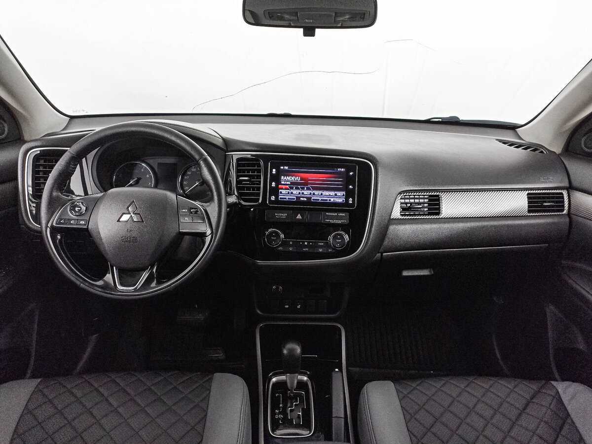 Mitsubishi Outlander, 2018 Фото №14