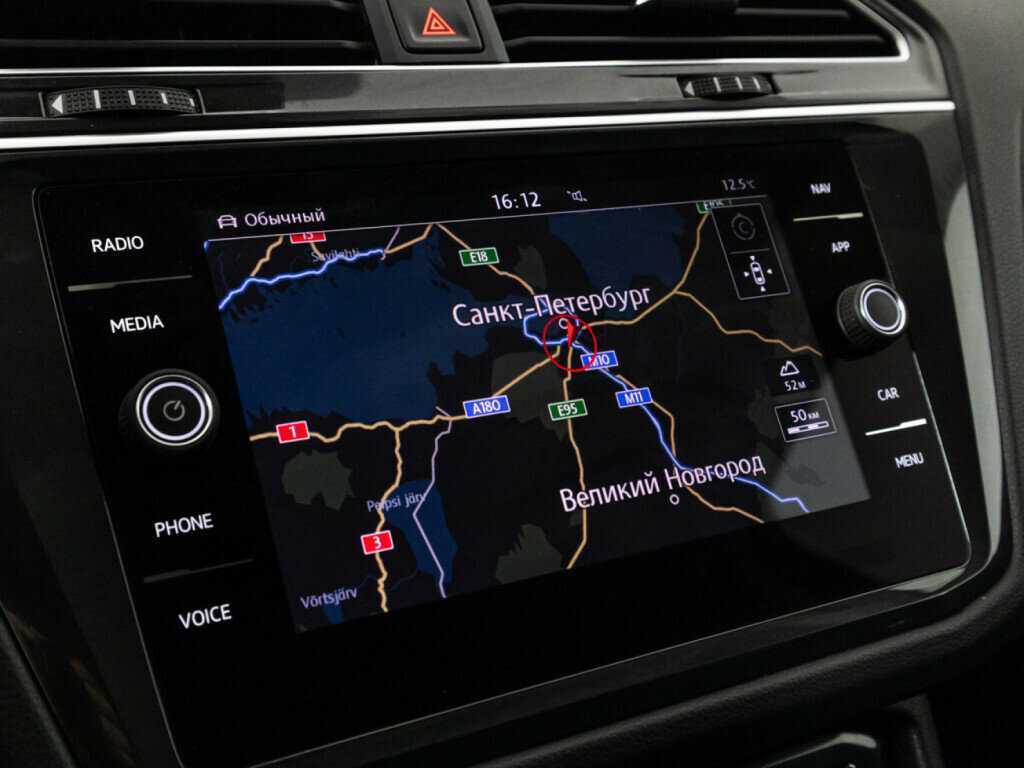 Volkswagen Tiguan, 2019 Фото №18