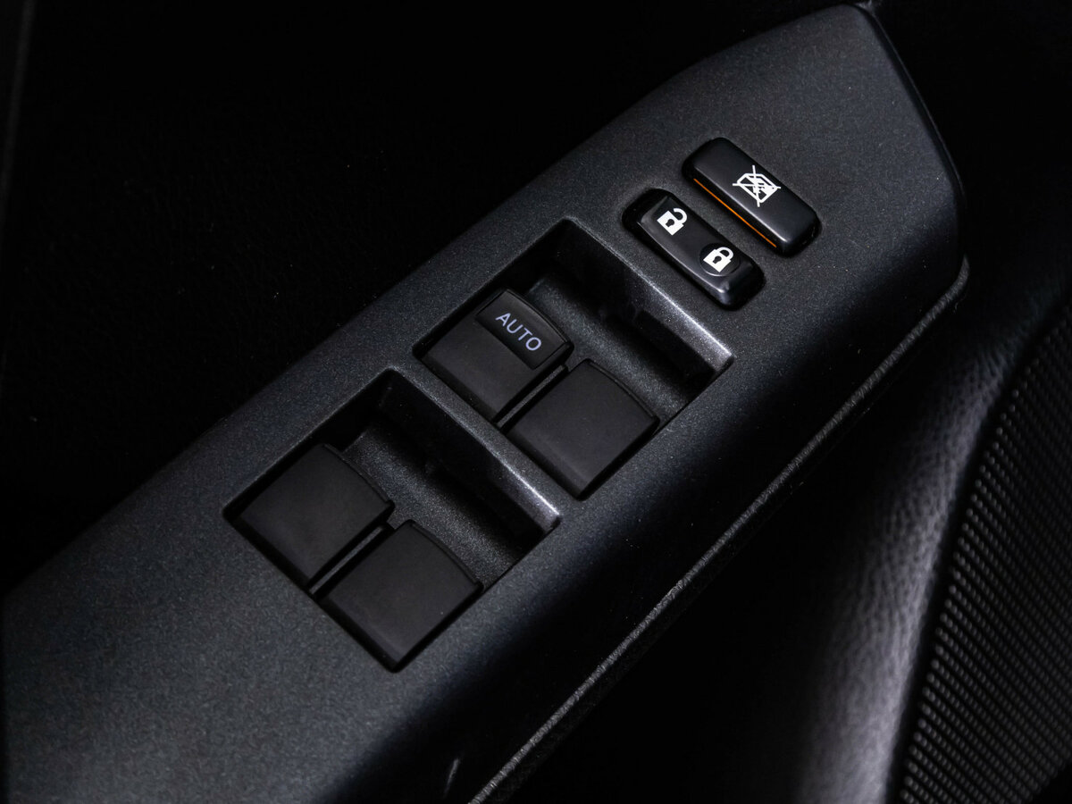 Toyota RAV4 IV (XA40) Рестайлинг, 2018 Фото №16