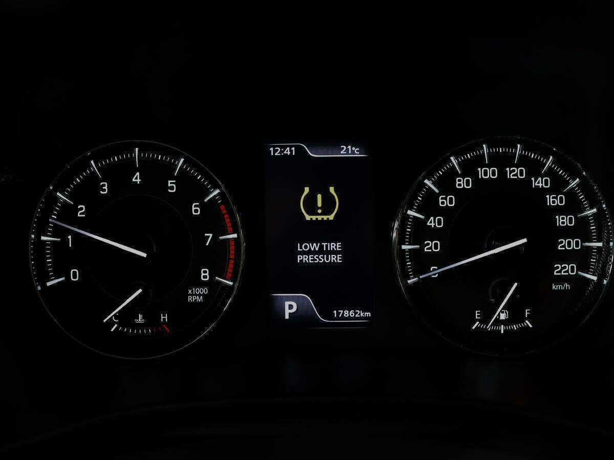 Suzuki Baleno, 2022 Фото №10