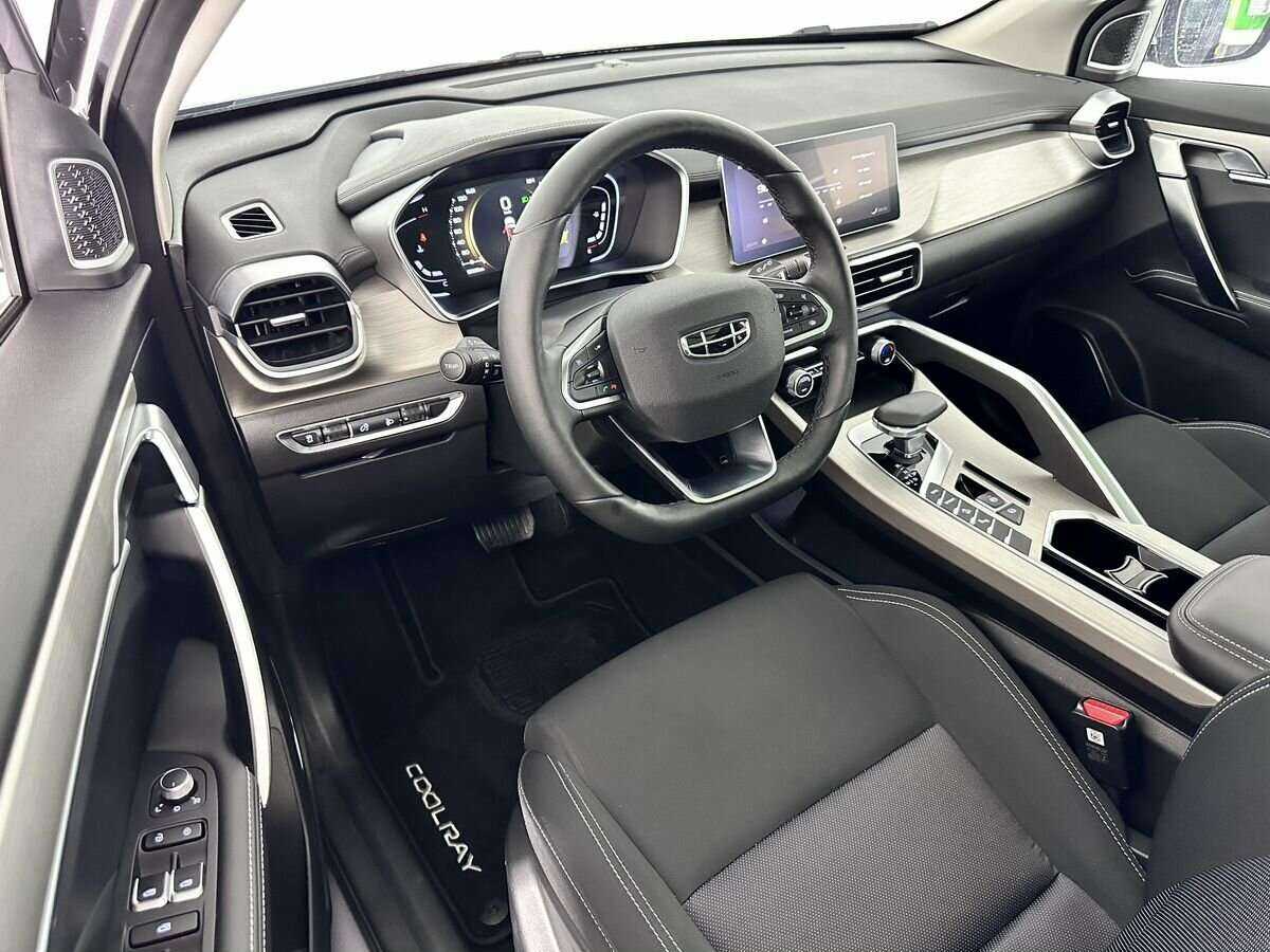 Geely Coolray, 2023 Фото №7