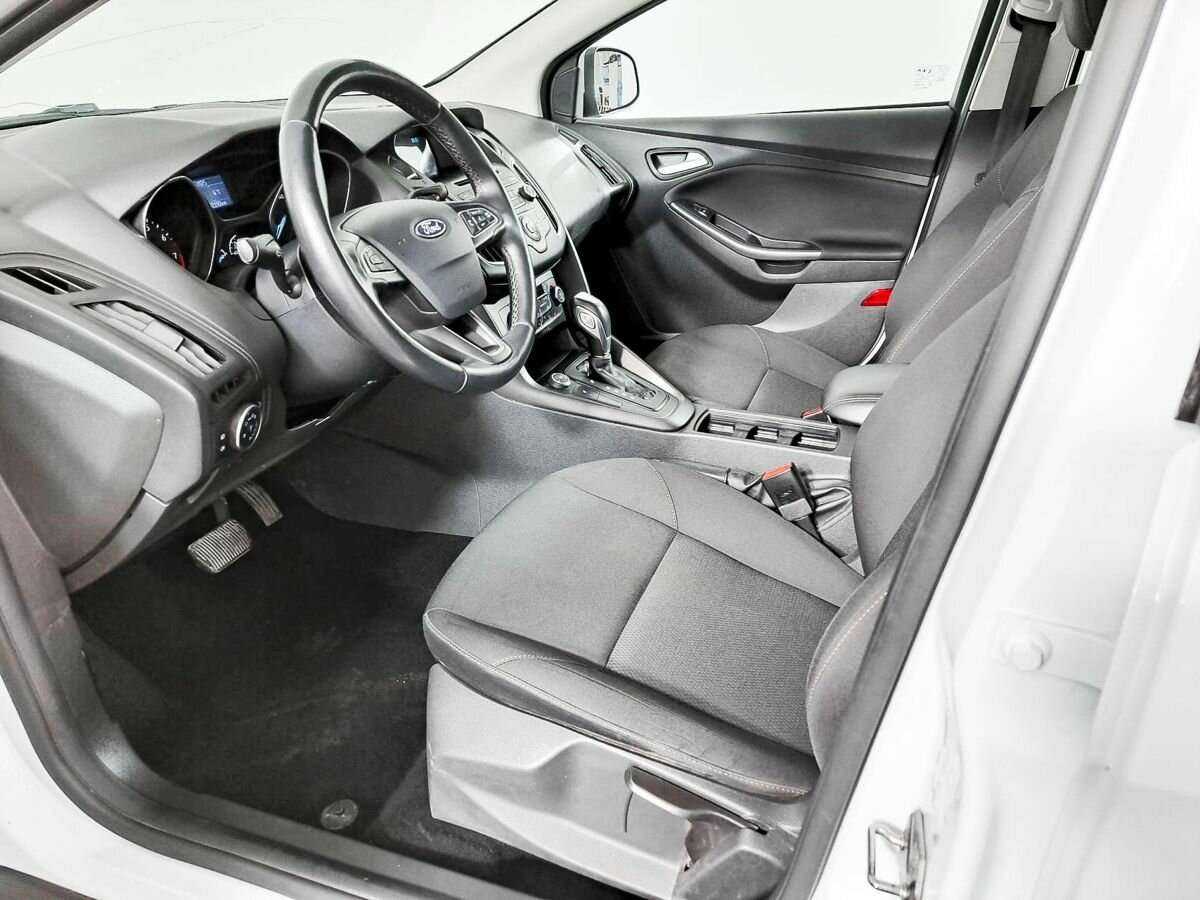 Ford Focus, 2018 Фото №13