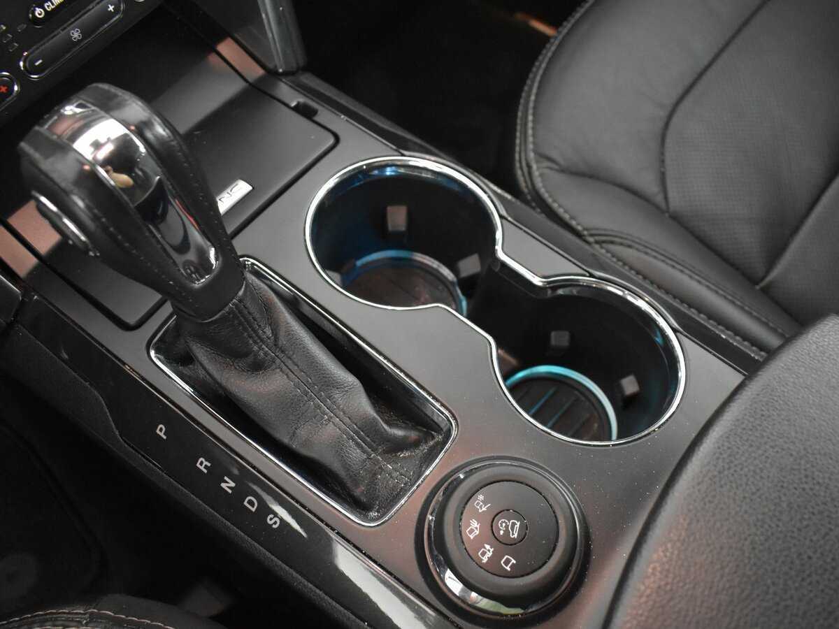 Ford Explorer, 2018 Фото №21