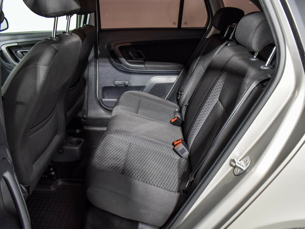 Skoda Fabia II Рестайлинг, 2012 Фото №11