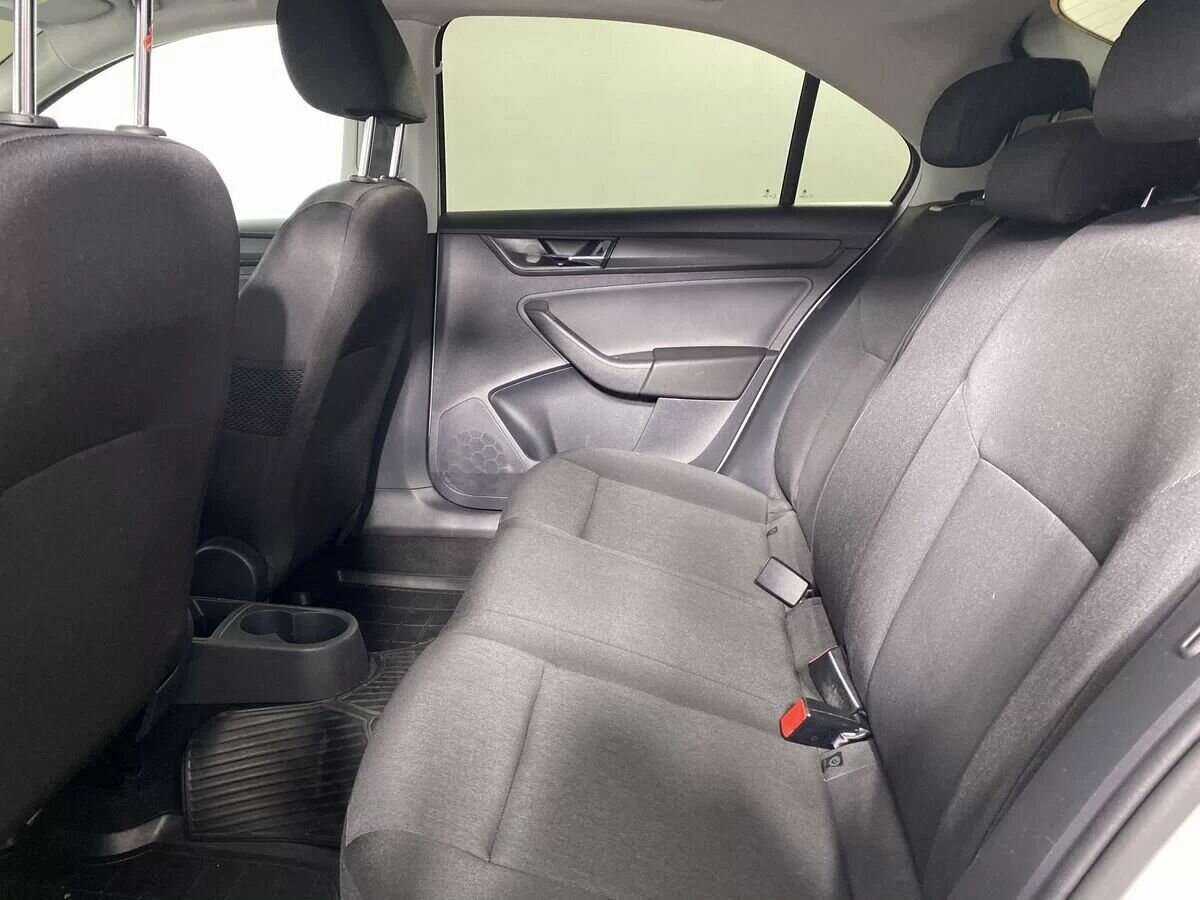 Skoda Rapid, 2018 Фото №12