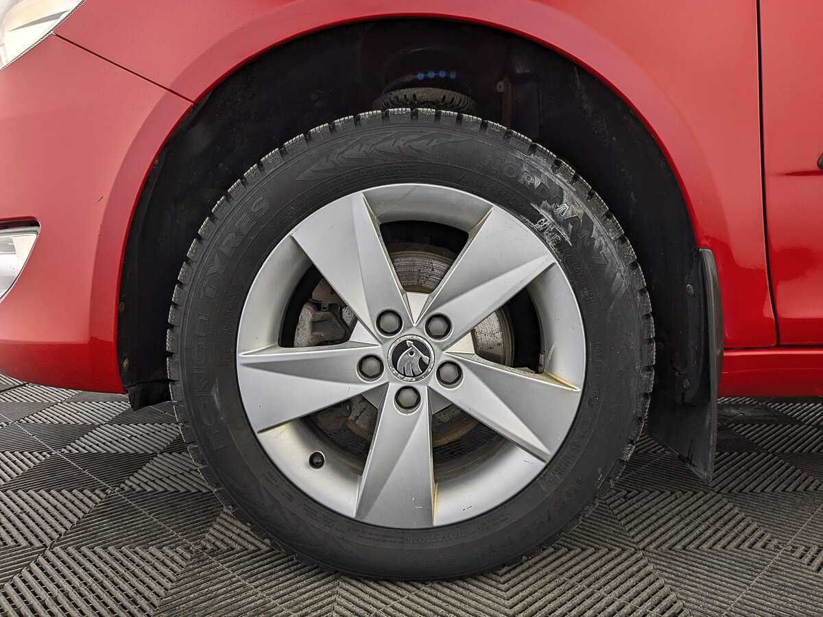 Skoda Fabia, 2013 Фото №12