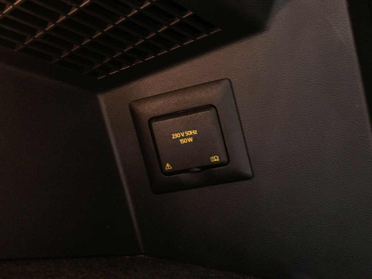 Volkswagen Tiguan, 2018 Фото №17