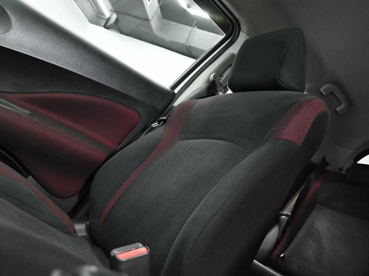 Nissan Juke, 2012 Фото №8