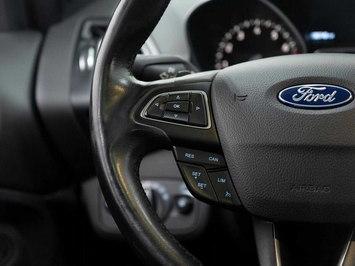 Ford Kuga, 2017 Фото №15