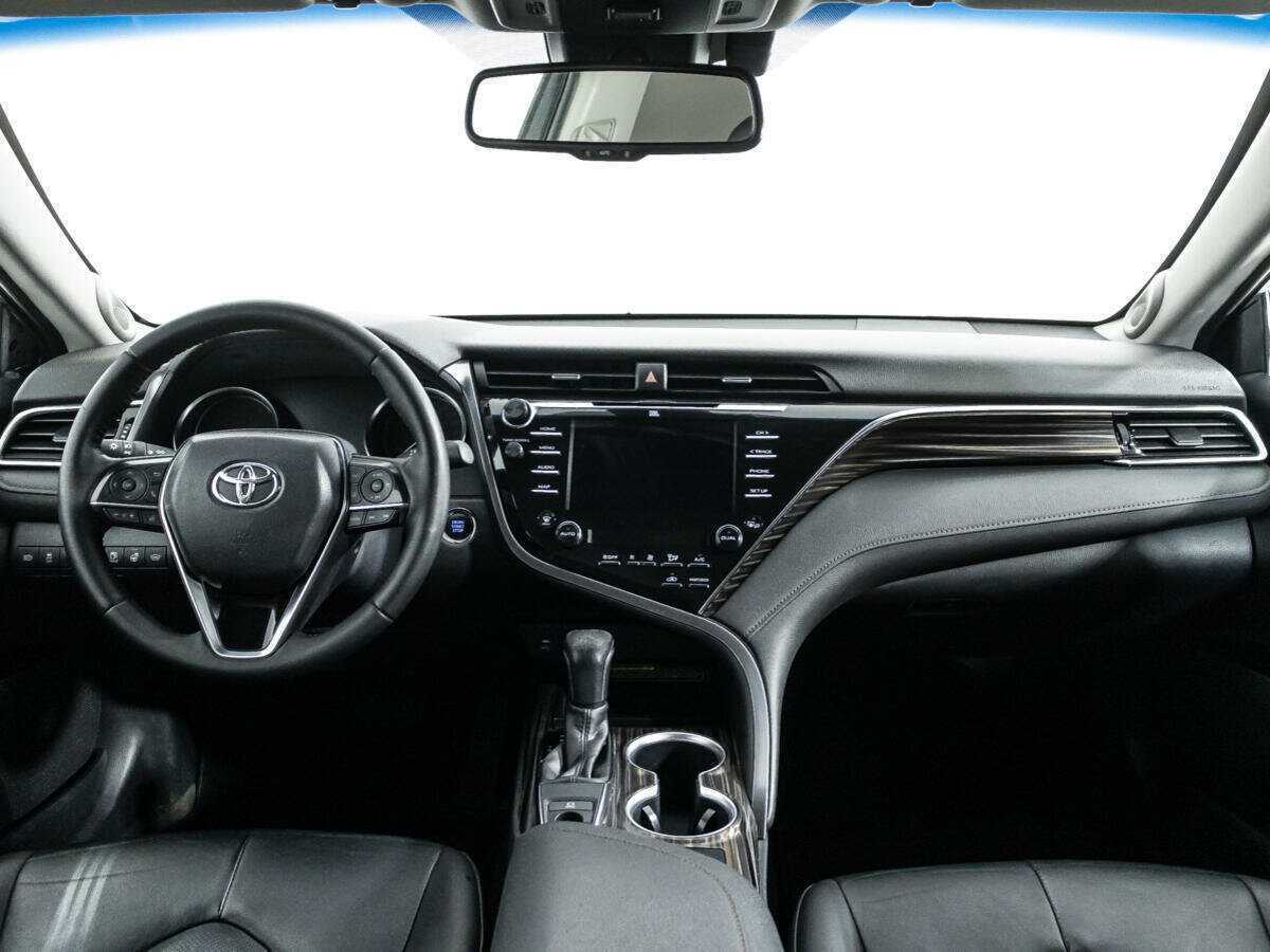 Toyota Camry, 2020 Фото №13