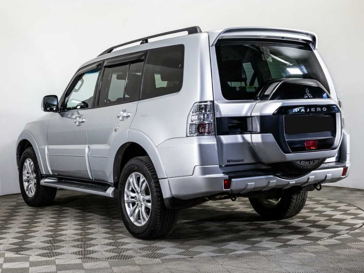 Mitsubishi Pajero, 2017 Фото №7