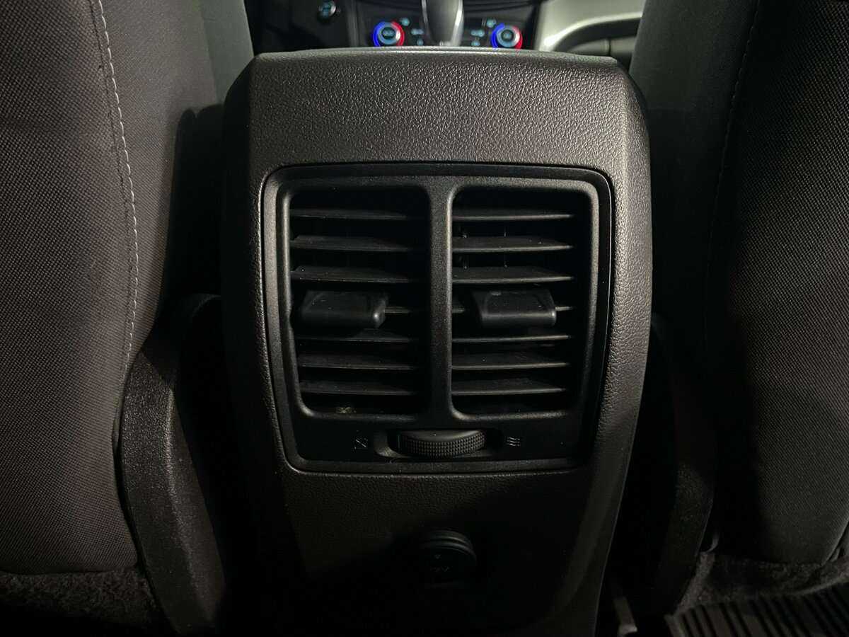 Ford Kuga, 2017 Фото №20