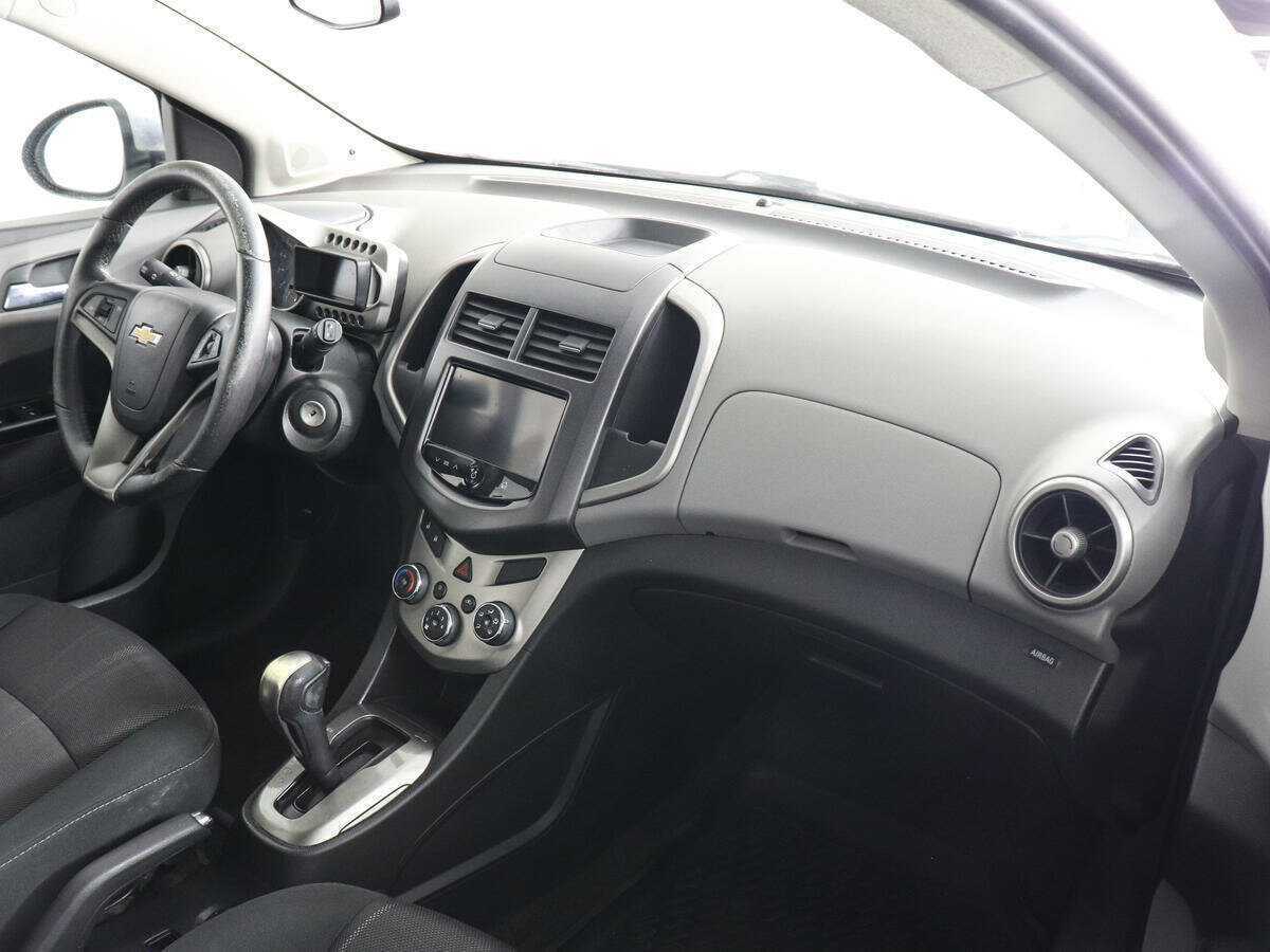 Chevrolet Aveo, 2014 Фото №6