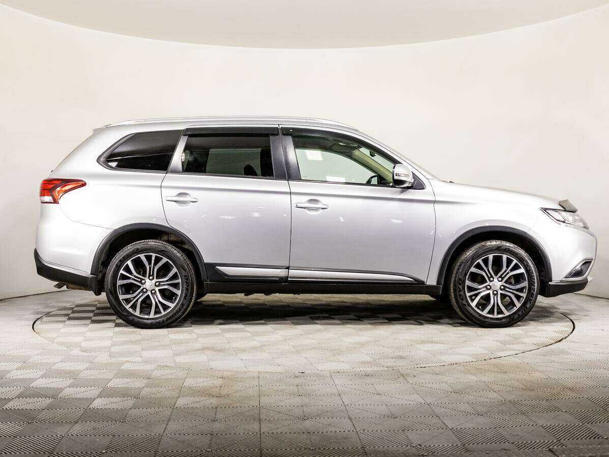 Mitsubishi Outlander, 2018 Фото №4