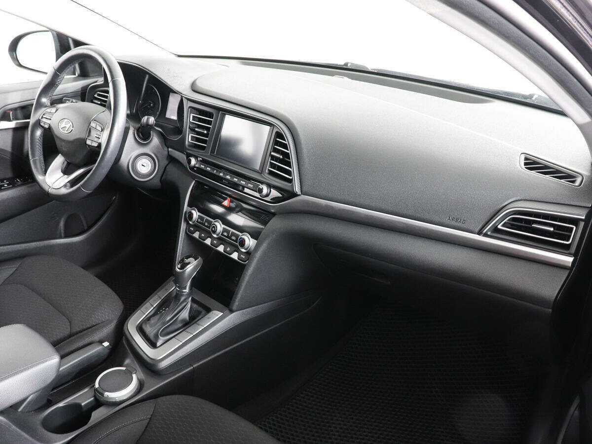 Hyundai Elantra, 2019 Фото №10