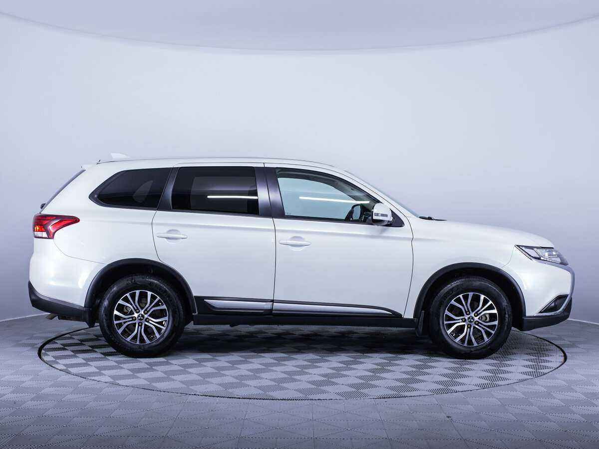 Mitsubishi Outlander, 2020 Фото №4