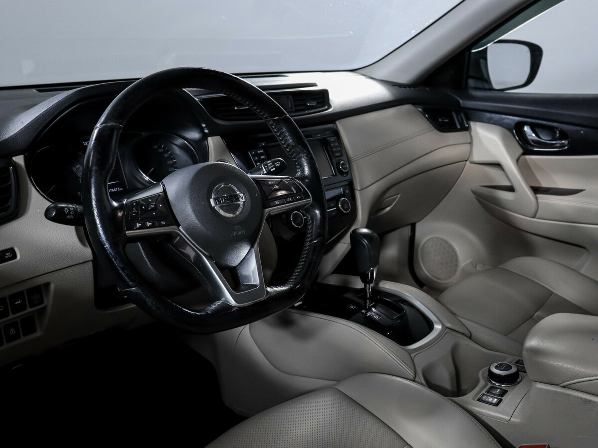 Nissan X-Trail III Рестайлинг, 2018 Фото №11