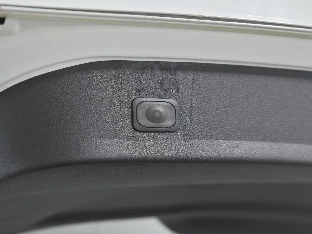 Ford Kuga, 2016 Фото №17