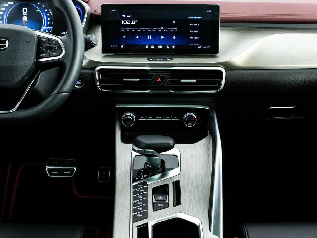 Geely Coolray, 2023 Фото №9