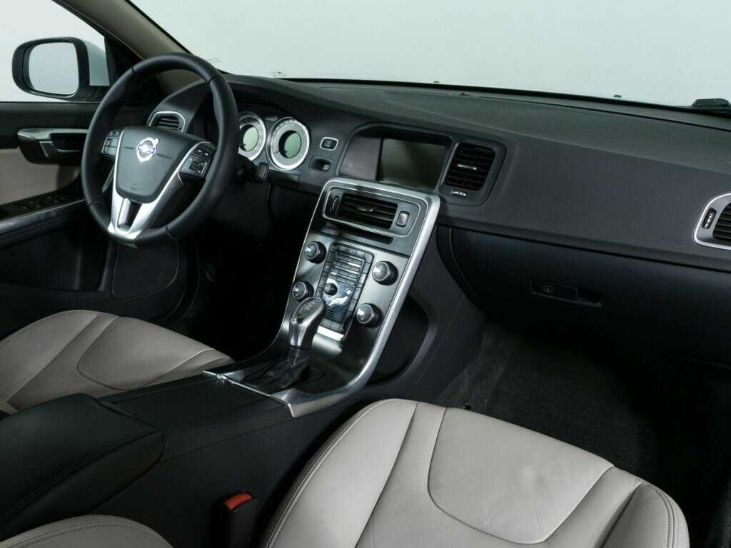 Volvo S60, 2012 Фото №7
