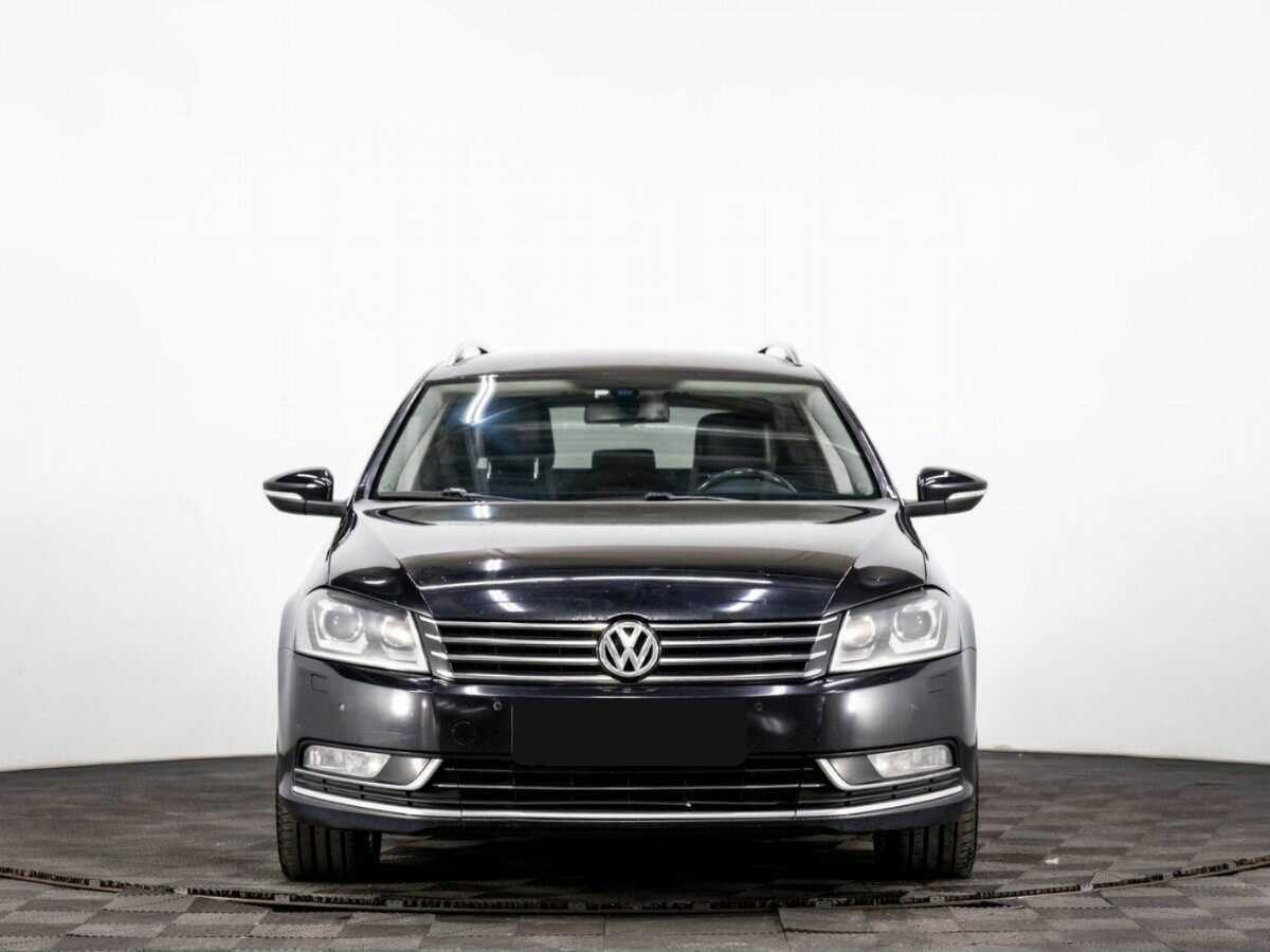 Volkswagen Passat, 2012 Фото №2