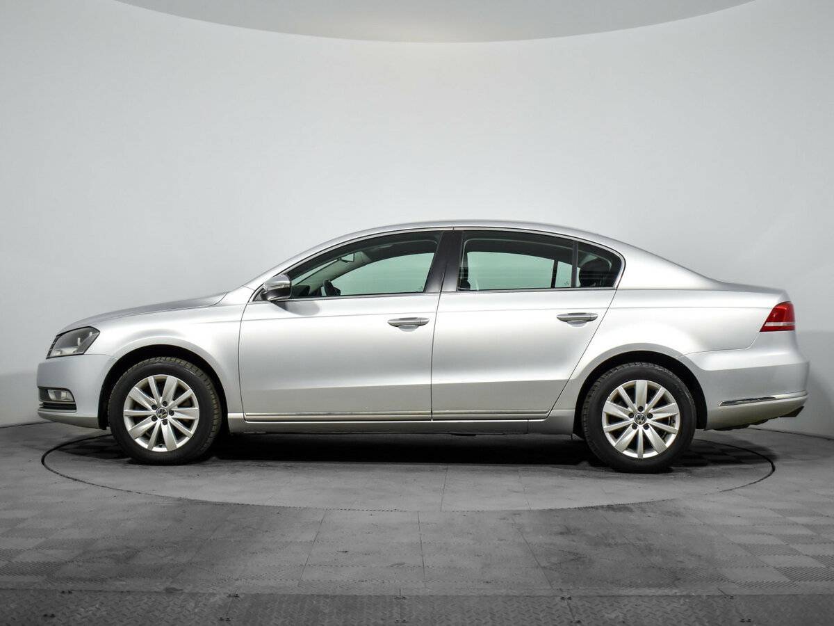 Volkswagen Passat, 2012 Фото №8
