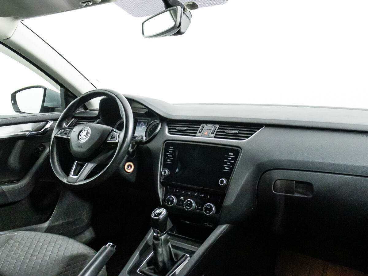 Skoda Octavia, 2018 Фото №9