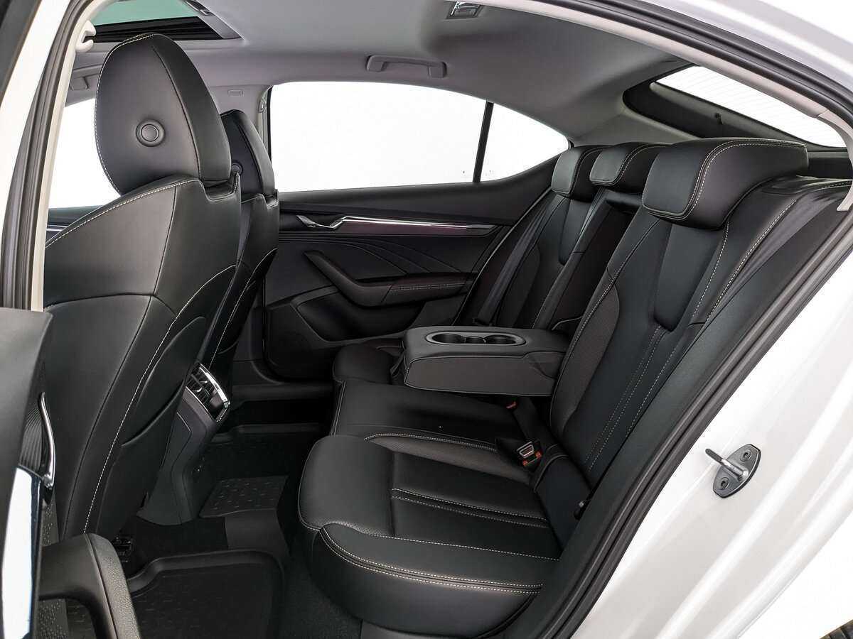 Skoda Octavia, 2023 Фото №13