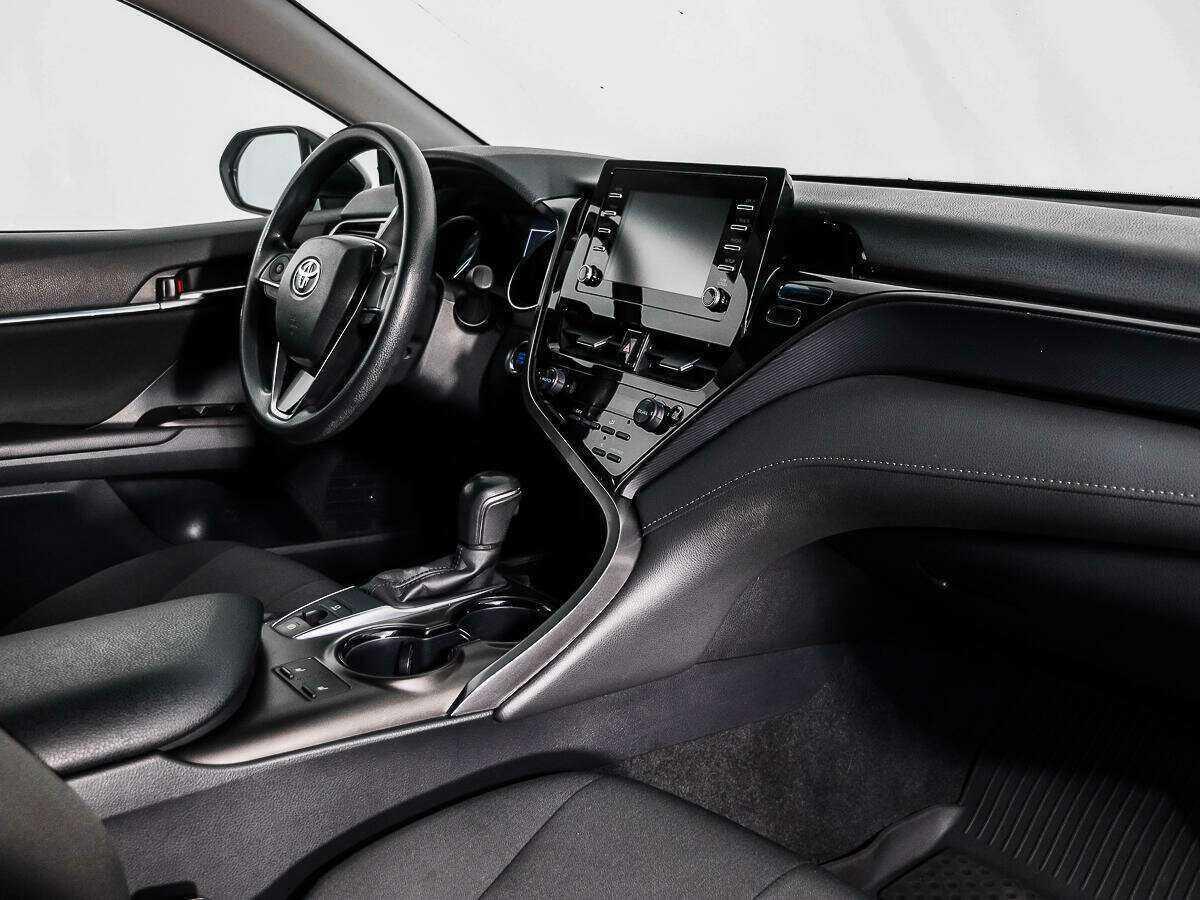 Toyota Camry, 2021 Фото №12