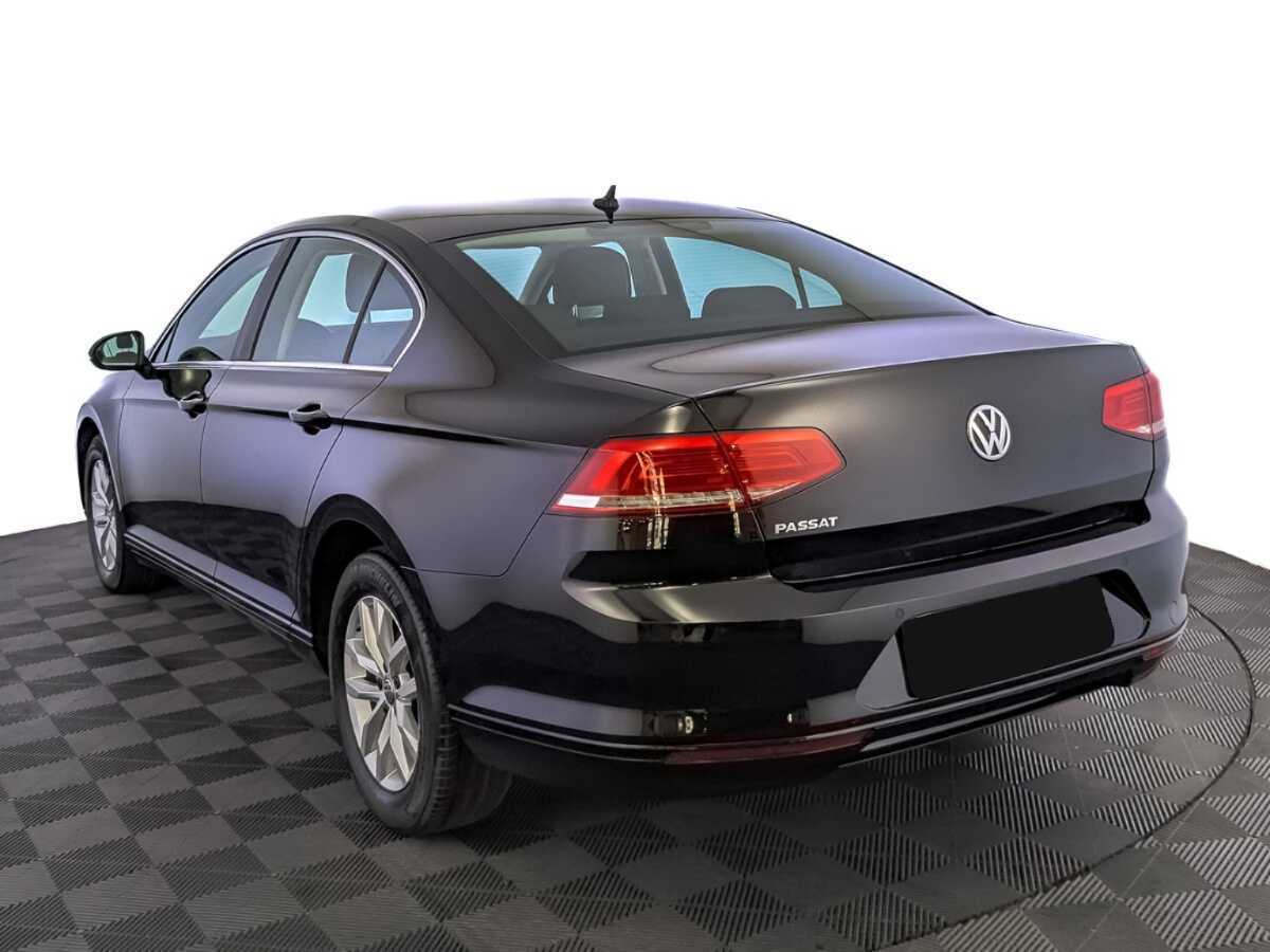 Volkswagen Passat, 2018 Фото №7