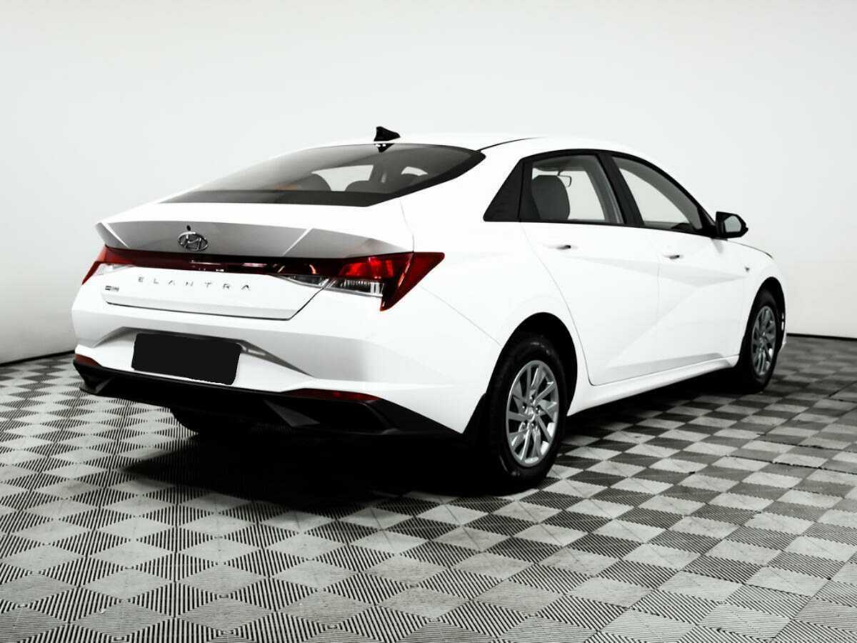 Hyundai Elantra, 2022 Фото №5