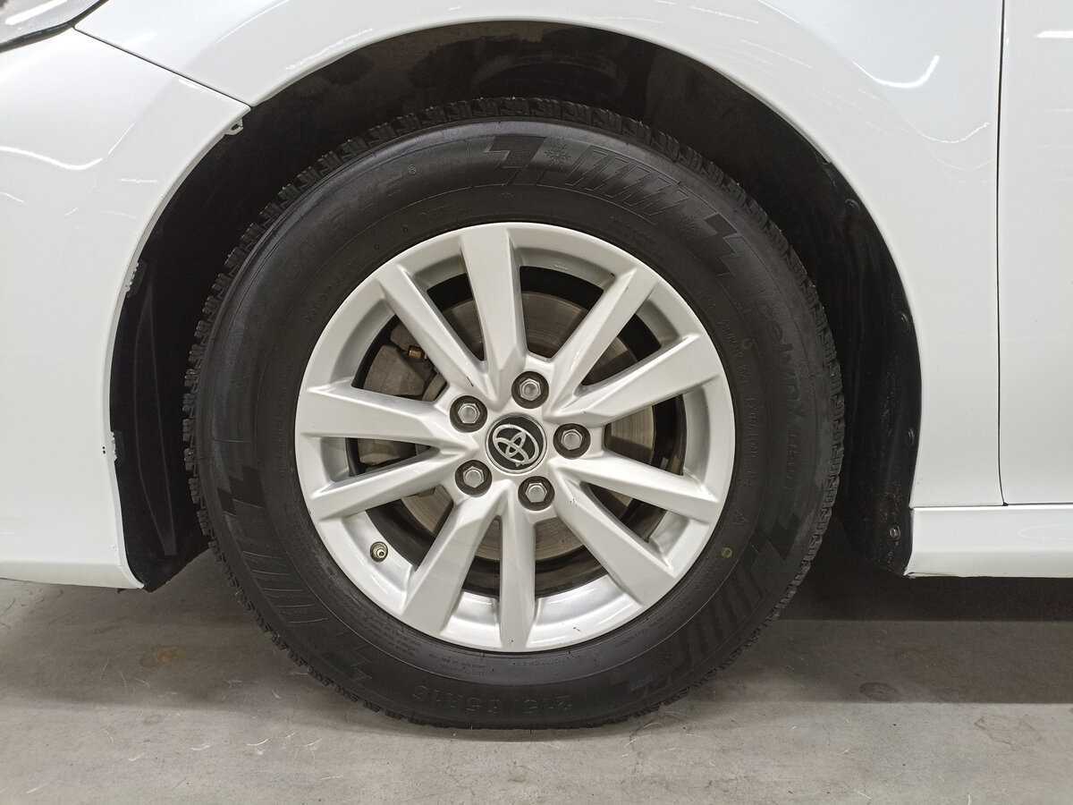 Toyota Camry, 2019 Фото №18