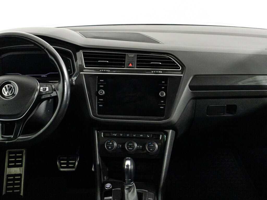 Volkswagen Tiguan, 2019 Фото №14