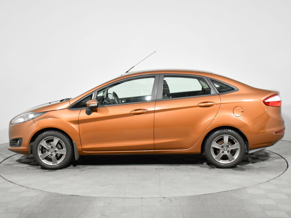 Ford Fiesta Mk6 Рестайлинг, 2016 Фото №8