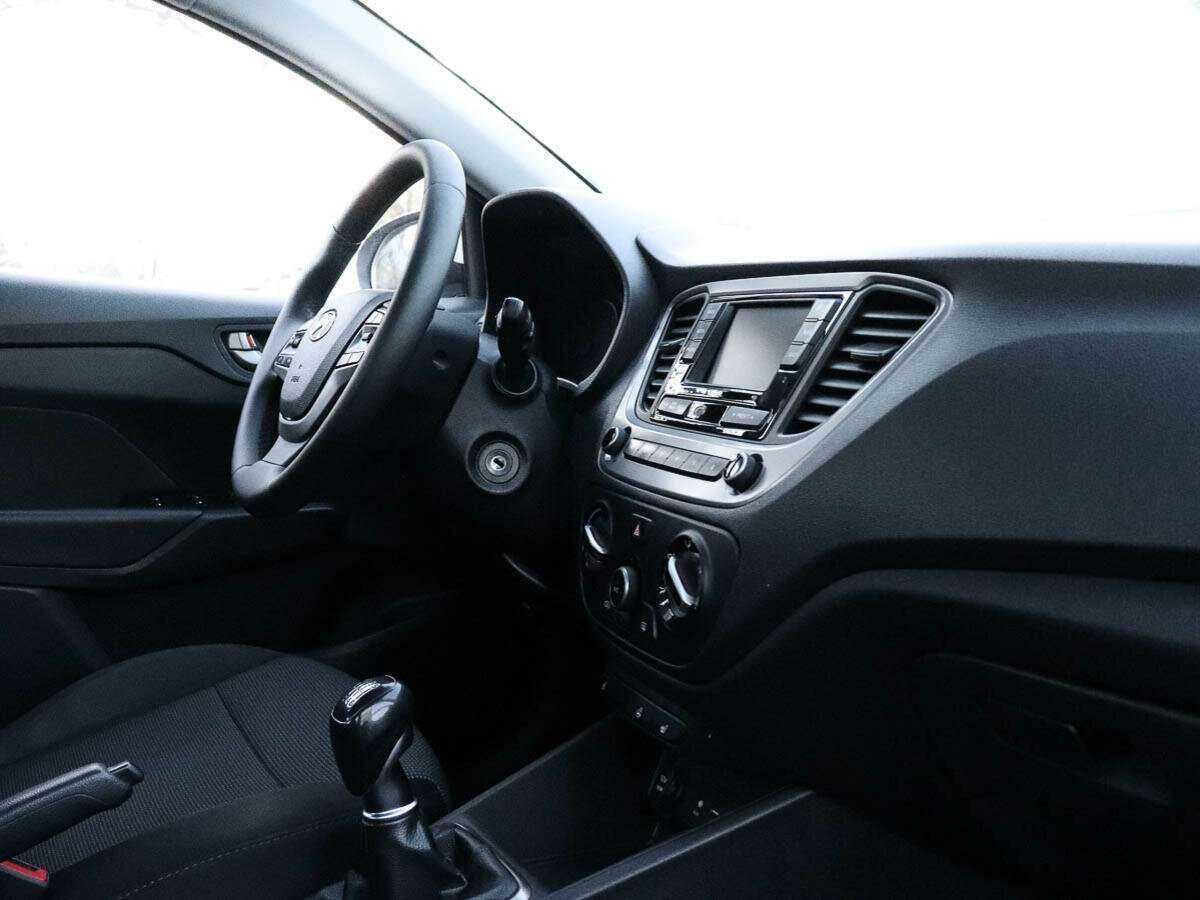 Hyundai Solaris, 2018 Фото №7
