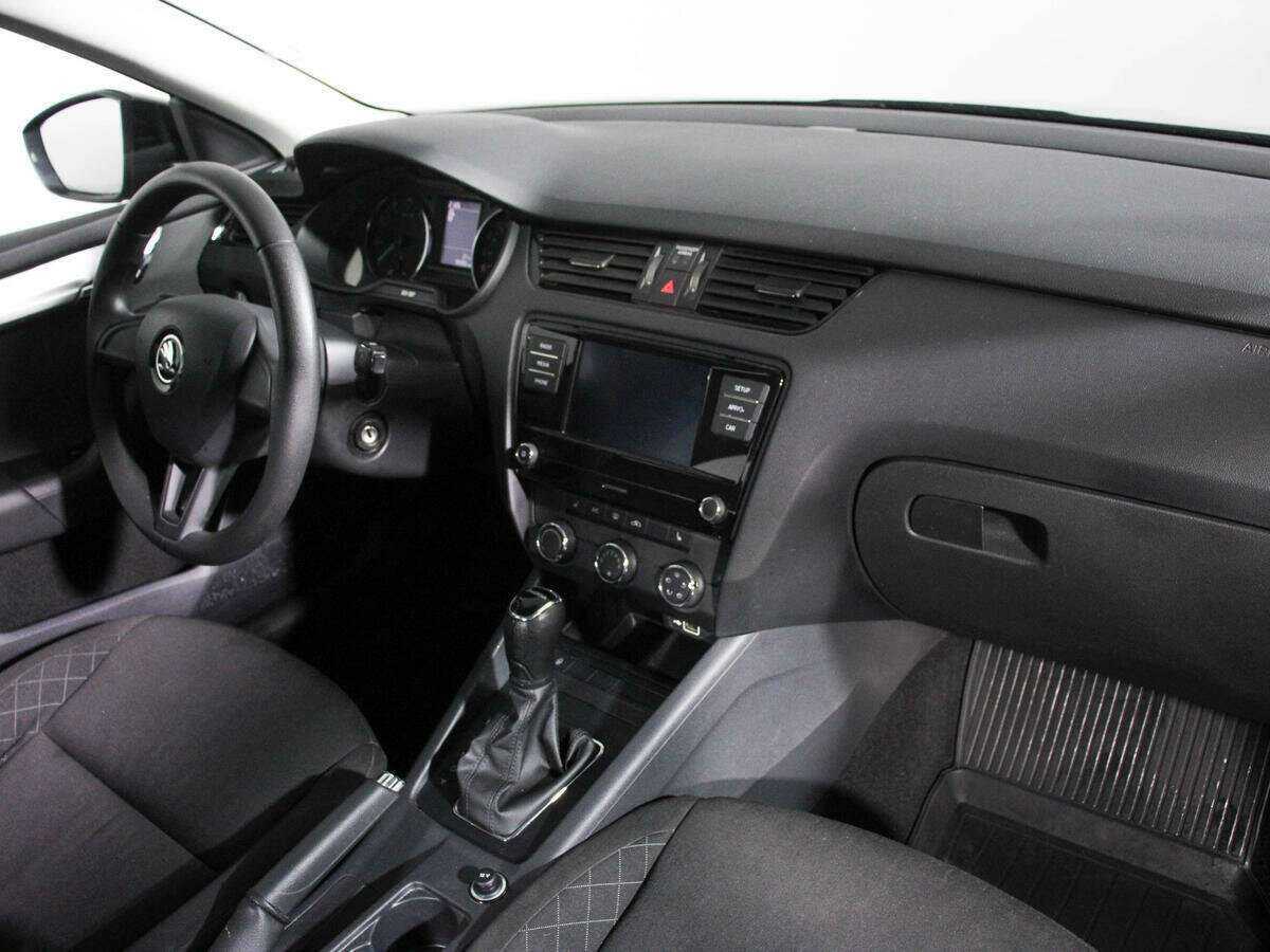Skoda Octavia, 2018 Фото №8