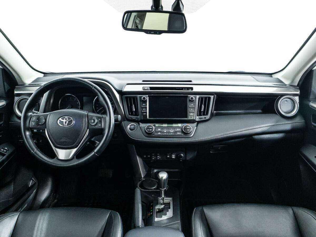 Toyota RAV4, 2018 Фото №13