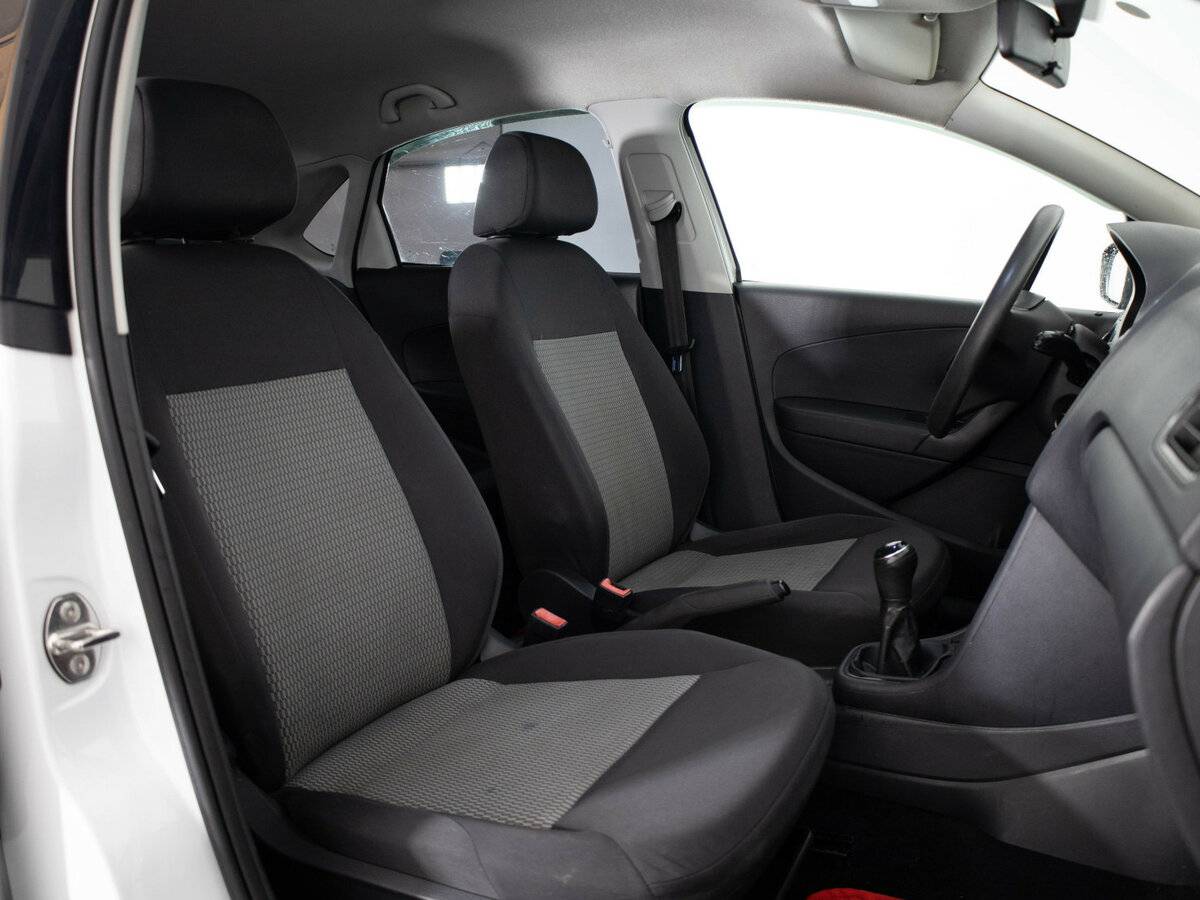 Volkswagen Polo V, 2014 Фото №11