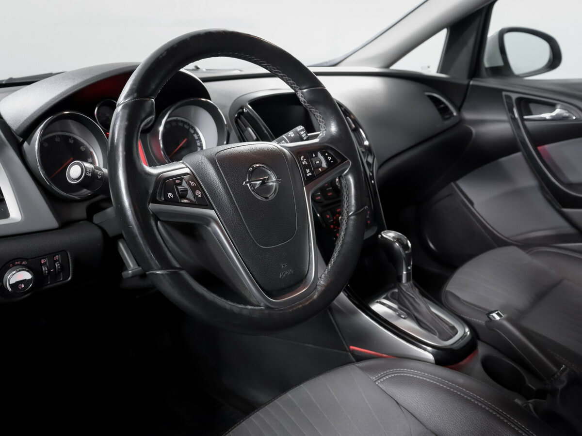 Opel Astra J Рестайлинг, 2014 Фото №12