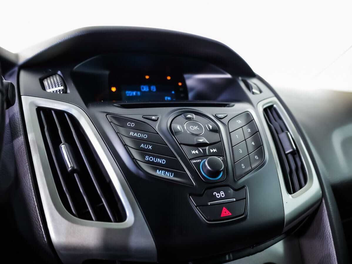 Ford Focus, 2013 Фото №13