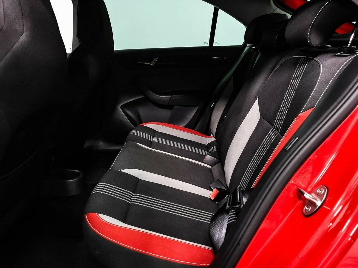 Skoda Rapid, 2018 Фото №12