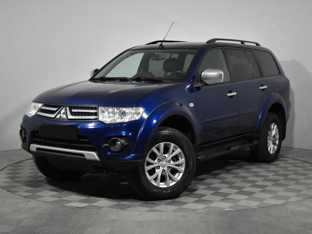 Mitsubishi Pajero Sport, 2015 Фото №1
