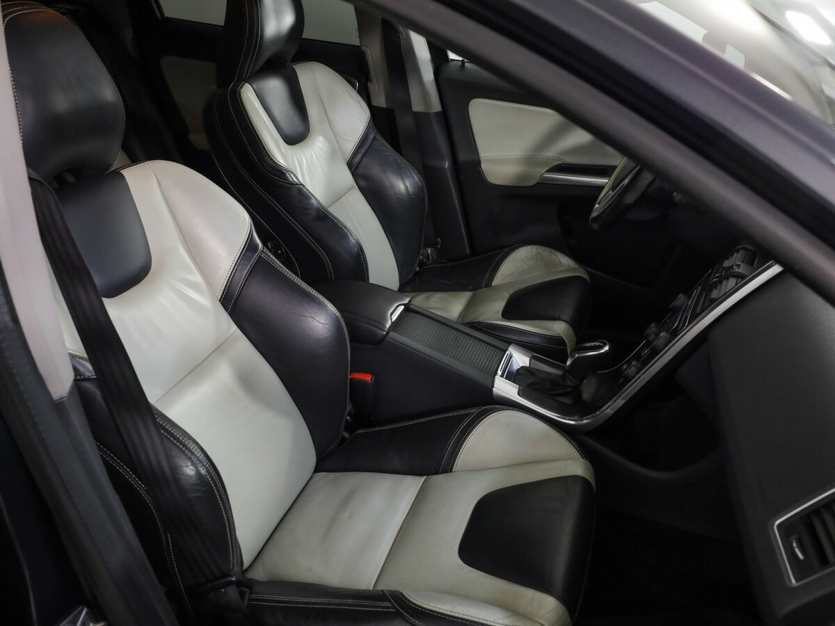 Volvo XC60 I Рестайлинг, 2013 Фото №21