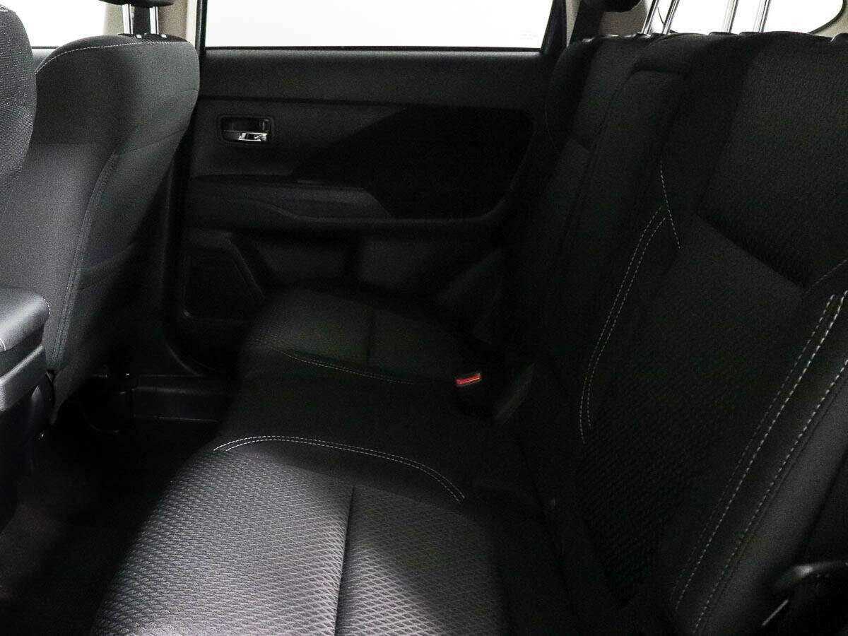 Mitsubishi Outlander, 2021 Фото №7